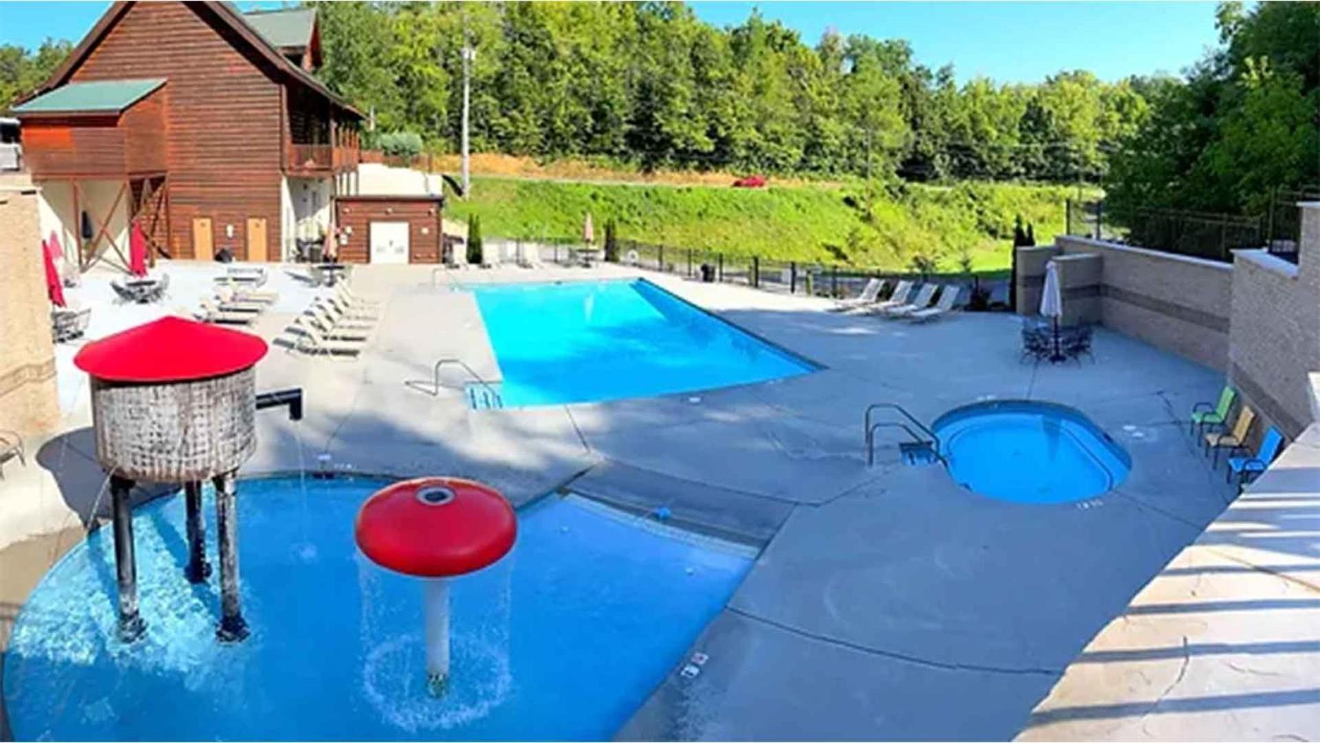 New Majestic 5 Star Amazing View, Pool, Hot Tub! Villa Pigeon Forge Eksteriør billede